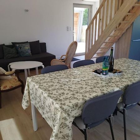 La Cabine Du Bout Du Monde Avec Mezzanine - Ile De Sein - Votre Maison De Vacances De Haut Standing - Pl03 كروزون المظهر الخارجي الصورة