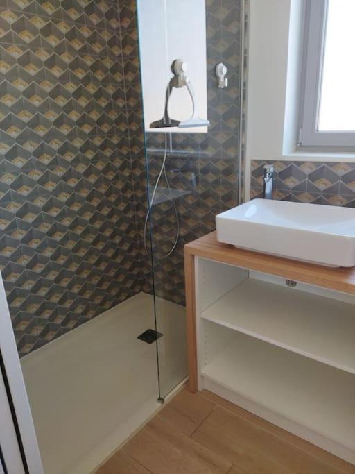 La Cabine Du Bout Du Monde Avec Mezzanine - Ile De Sein - Votre Maison De Vacances De Haut Standing - Pl03 كروزون المظهر الخارجي الصورة